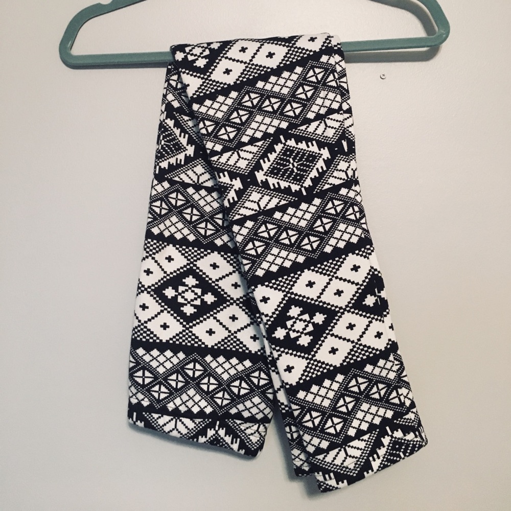 Aztec Print Fuzzy Leggings